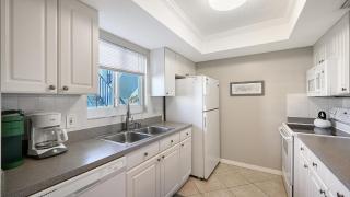 Crescent Royale Condominiums 201 - 2