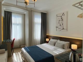 Pera Standard Rooms - 6