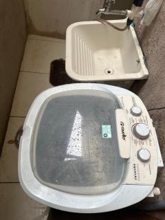 Linda Casa com Estacionamento - 8