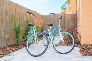 Cozy 2BR - Beach & Trail - Bikes, Fire Pit - 8