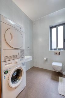 Stylish Balluta Bay Scape, 3BD Apartment - 5