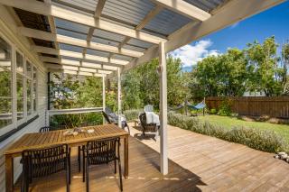 Bird and Fish - Napier Holiday Home - 4