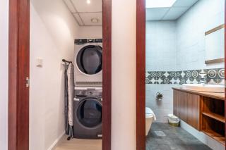 Prime Spacious 5 plus 1 BR Apt on JBR Beach near Metro ,Walk to The Mall, Dining & Entertainment - By Sunkissed Holiday Homes - 8