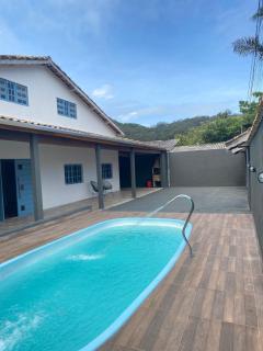 Casa com piscina, 100 metros da praia Barequecaba - 9