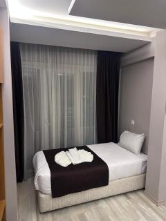 Hanpoint Suites Grandbaazar - 6
