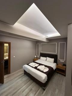 Hanpoint Suites Grandbaazar - 3
