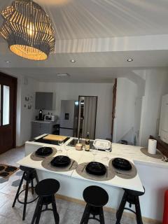 Maison de ville cosy 2 chambres et bureau - 0