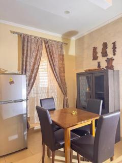 Miramare Seaside Aparts - 3