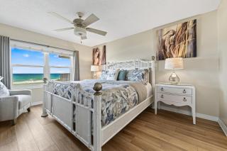 Direct oceanfront 2/2 corner condo with large balcony, heated pool, and garage parking - 8