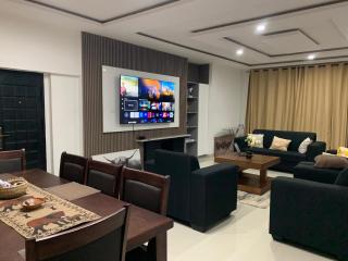 Poinsettia White House - Exclusive Private Villa with Pool - 3