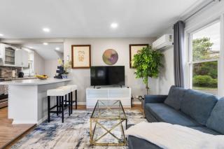 4BR Home Minutes to NYC Time Square - 4