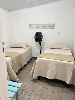 2 quartos Cumuru com wc social e varanda a 50m da praia - 2