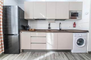 Cozy 1BR Picasso By Easytrip - 4