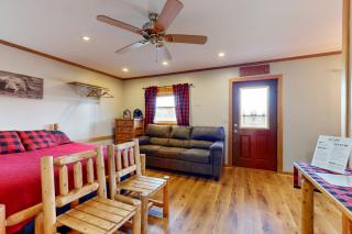Lakefront, Pet-Friendly Studio Cabin with Porch - 2