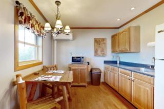 Lakefront, Pet-Friendly 1BR with Fire Pit and Porch - 5