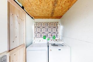 Lakefront, Pet-Friendly 1BR with Porch and Fire Pit - 4