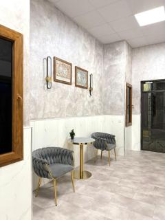 Premium Luxury apartment in City Center, By Malibu Park , Top location with Open Balcony - 4