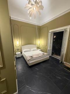 Four Rooms Luxury Suite - 4