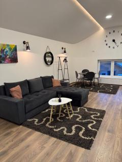 Lane Stay Studio - 0