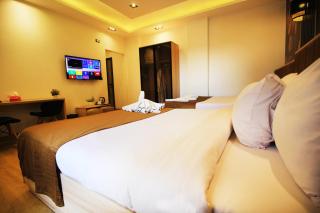 Palm Pyramids View INN - 8