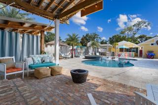 Family Home Lone Star Cabana Shared Pool - 5