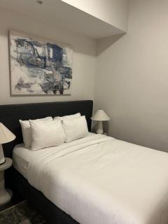 The Gregory Suite 302 - 3