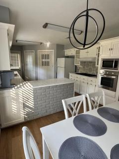 Cozy Family Getaway! - 4