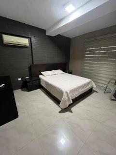 Apartamento Familiar Amplio Vista al Mar y Piscina - 4