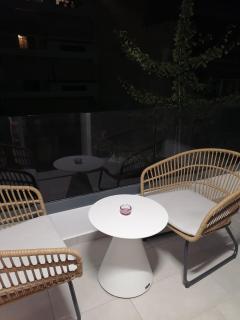 Perfect Strangers C1 - 3