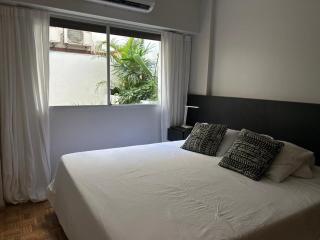 Modern Renovated 2-Room Apartment with Patio in Recoleta - 3