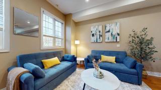 Modern & Spacious Midtown Toronto Family Home - 5