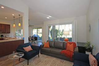 VB864 - Desert Escape - Alice Lodging - 0