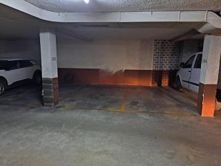 Céntrico ,garaje, wifi y colchones visco nuevos - 4