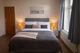Evo C - 2 Bed Apartment 2 Min Walk to Station - longer stays available - Gravesend - 0