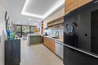 North Side 3BR | Pool, Private Patio - 4