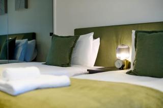 Elegant Fulton Lane Apartment near QueenVic Market - 1