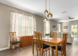 Vibrant Room with City Views in Shared Apartment - 2