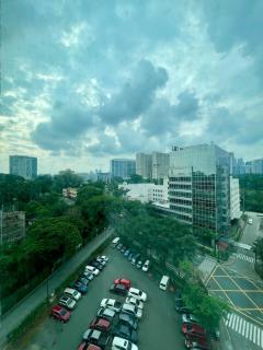 Elevated Staycation BGC Venice Grand Canal - Manila - 9