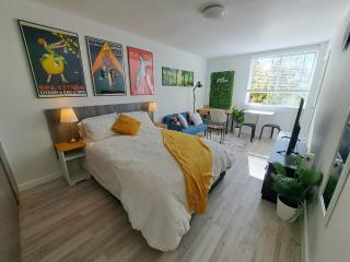 Studio Apartment in East Perth - 9