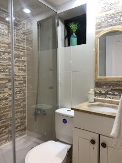 Cómodo departamento frente a Mall Parque Arauco - 8