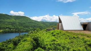 Cedar Peak - Design-Forward Barrier-Free Chalet - 0