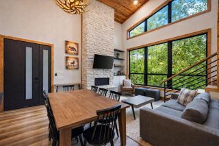 Living Waters Getaway on a River in Broken Bow - 5