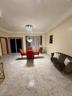 Ambar Prime 2BR Jacuzzi Apt Bella Vista - 8