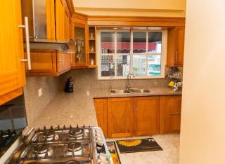 Ambar Prime 2BR Jacuzzi Apt Bella Vista - 6