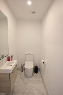 Lively 2BR Retreat near Te Kaha Stadium - 3