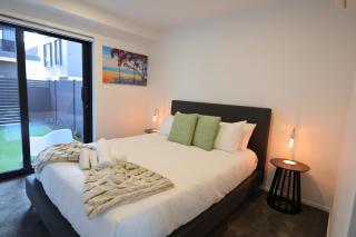 Lively 2BR Retreat near Te Kaha Stadium - 6