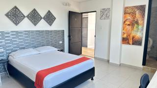 Las Piloneras Apartahotel - 2