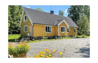 7 Bedroom Awesome Home In Örkelljunga - 9