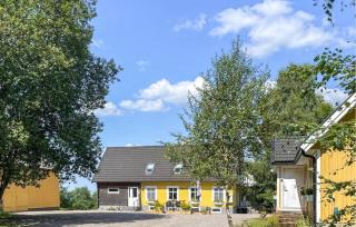 7 Bedroom Awesome Home In Örkelljunga - 2