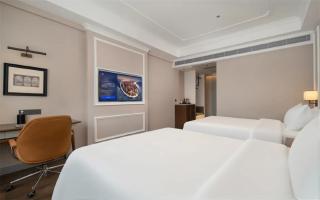 Vienna International Hotel - 7